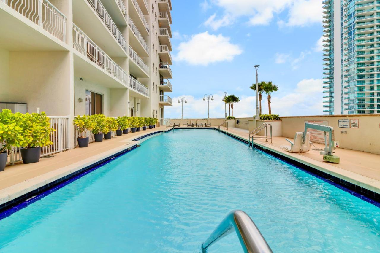 The Club At Brickell Bay Luxury Suites Miami Buitenkant foto